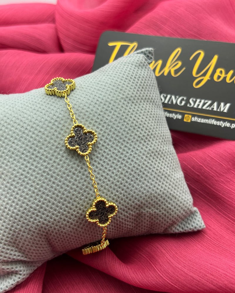 Luxury Clover Charm Gold Plated Adjustable Bracelet
